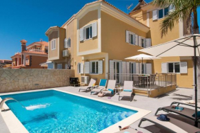 Villa Encantadora | Private Outdoor Heatable Pool | BBQ Facilities | Shaded Outdoor Dining Area | Sonnenland | Gran Canaria